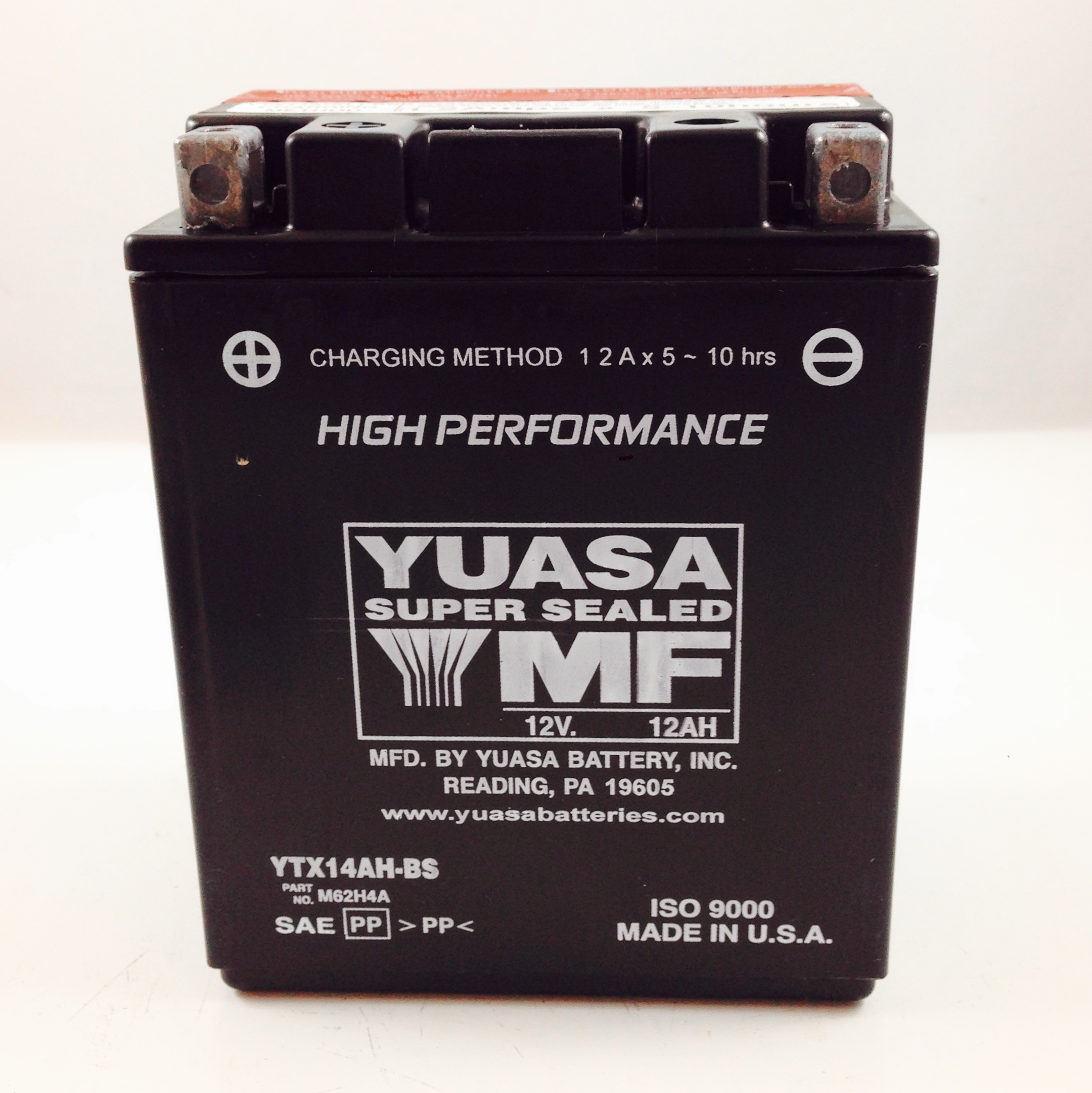 BATTERIA MOTO-SCOOTER YUASA 12V 12AH YTX14AH-BS SIGILLATA HIGH PERFORMANCE